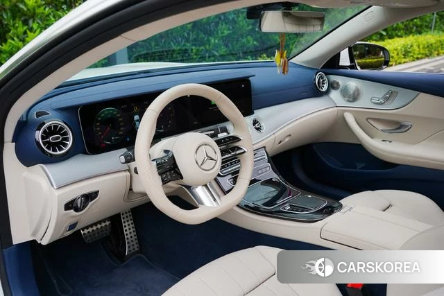 Mercedes-Benz E-Class 2023 Белый из Китая, фото 3