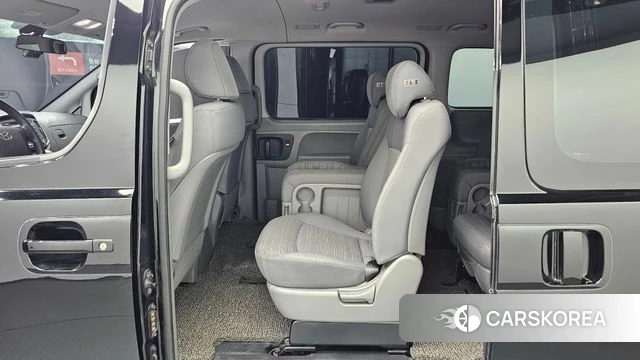 Hyundai The New Grand Starex 2020 Черный из Кореи, фото 3
