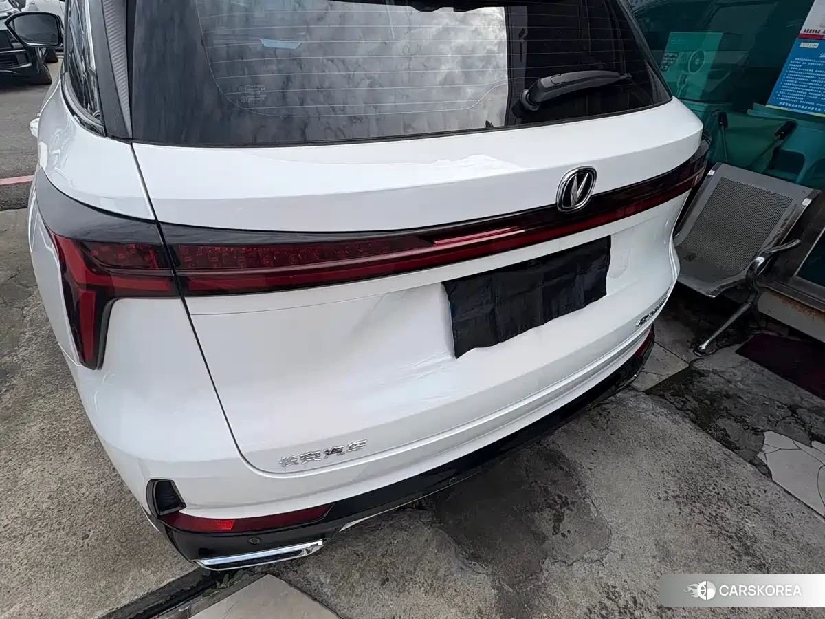 Chang'an Changan CS75PLUS 2025 Белый из Китая, фото 3