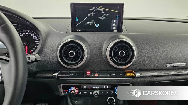 Audi New A3 2020 Белый из Кореи, фото 3