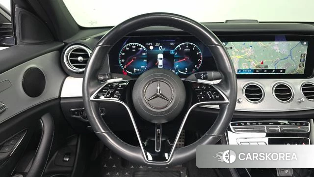 Mercedes-Benz E-Class W213 2021 Черный из Кореи, фото 3