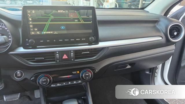 Kia The New K3 2nd generation 2022 Белый из Кореи, фото 3