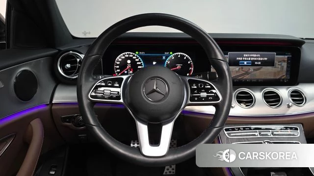 Mercedes-Benz E-Class W213 2020 Белый из Кореи, фото 3