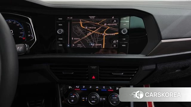 Volkswagen 7th Generation of Jetta 2021 Белый из Кореи, фото 3