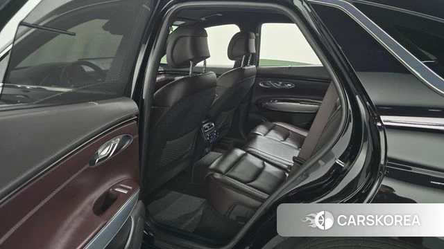 Genesis GV70 2021 Черный из Кореи, фото 3