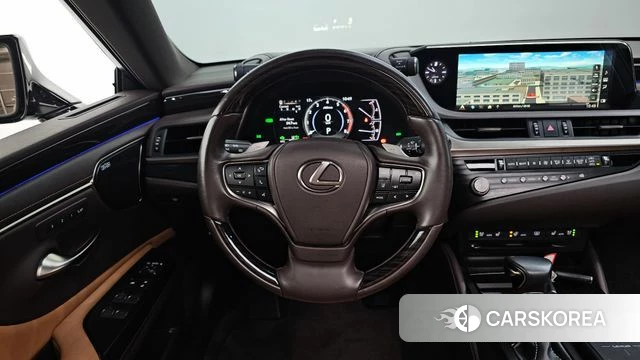 Lexus ES300h 7th generation 2021 Серый из Кореи, фото 3