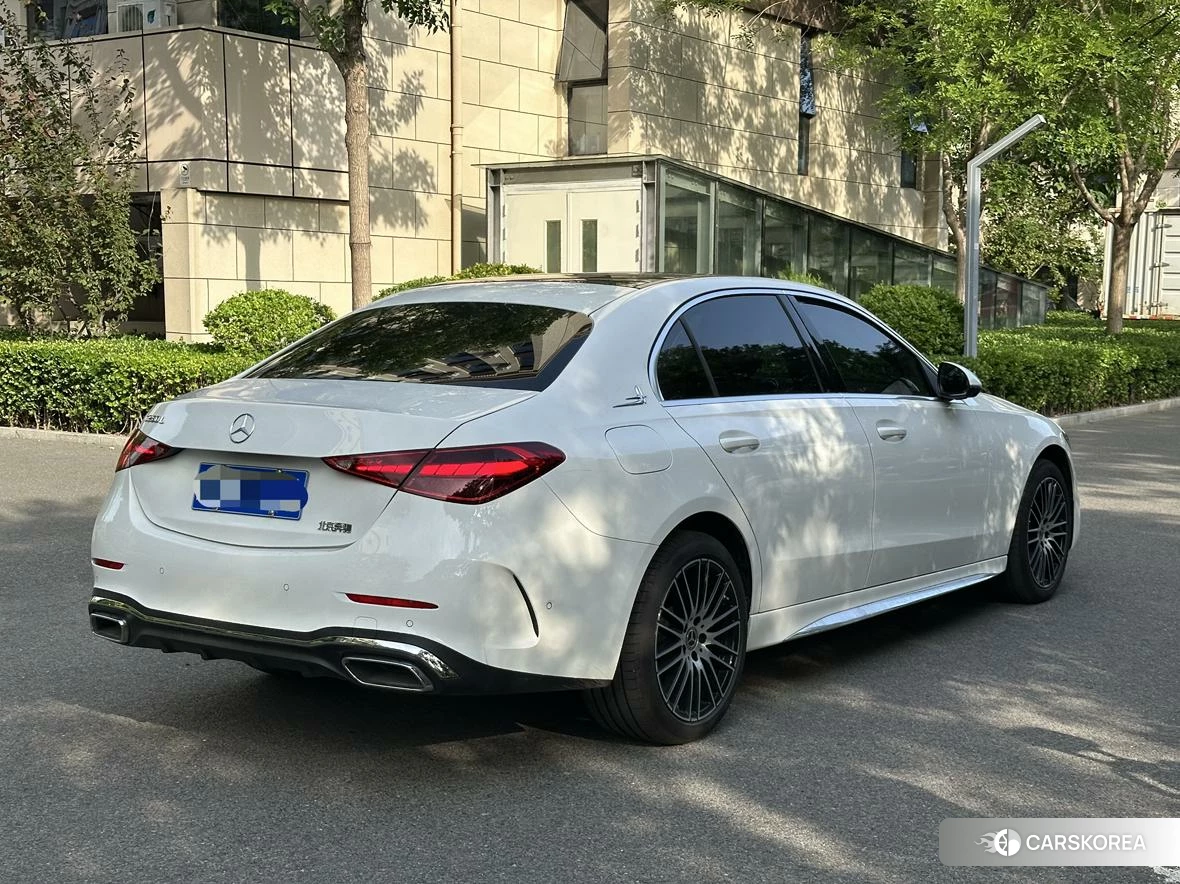 Mercedes-Benz C-class 2025 Белый из Китая, фото 3