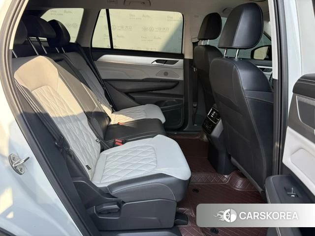 Volkswagen Tavendor 2024 Белый из Китая, фото 3