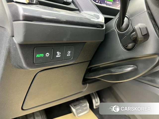 Audi Q4 2024 Синий из Китая, фото 3