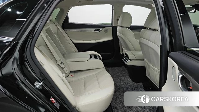 Hyundai The New Grandeur IG Hybrid 2022 Черный из Кореи, фото 3