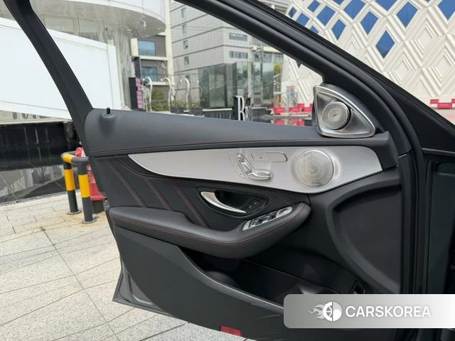 Mercedes-Benz AMG C-Class 2021 Темно-серый из Китая, фото 3