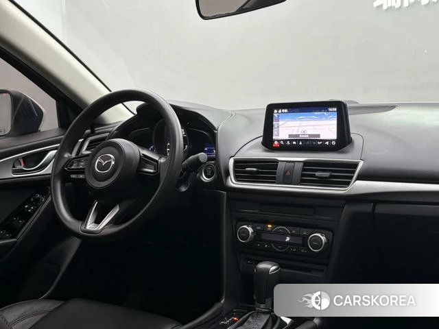 Mazda 3 2020 Белый из Китая, фото 3