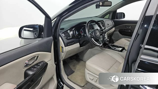 Kia The New Carnival 2018 Черный из Кореи, фото 3