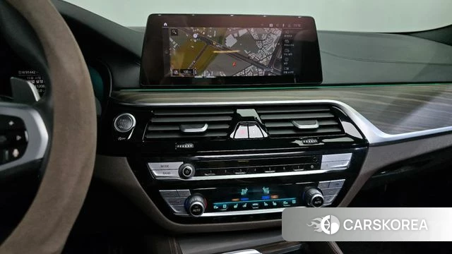 BMW 5 Series (G30) 2020 Белый из Кореи, фото 3