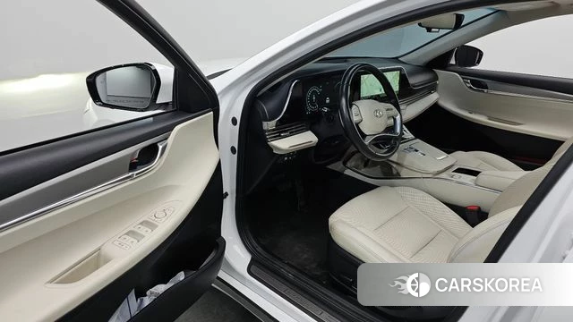 Hyundai The New Grandeur IG Hybrid 2022 Белый из Кореи, фото 3
