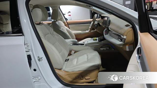 Hyundai The New Grandeur IG Hybrid 2022 Белый из Кореи, фото 3