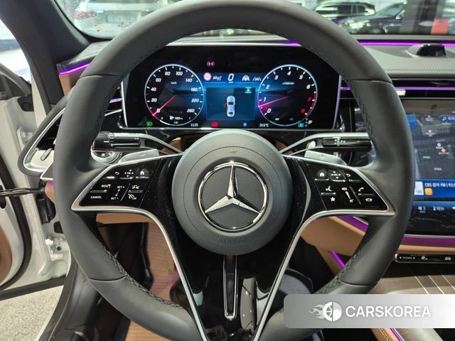 Mercedes-Benz E-Class W214 2026 Белый из Кореи, фото 3