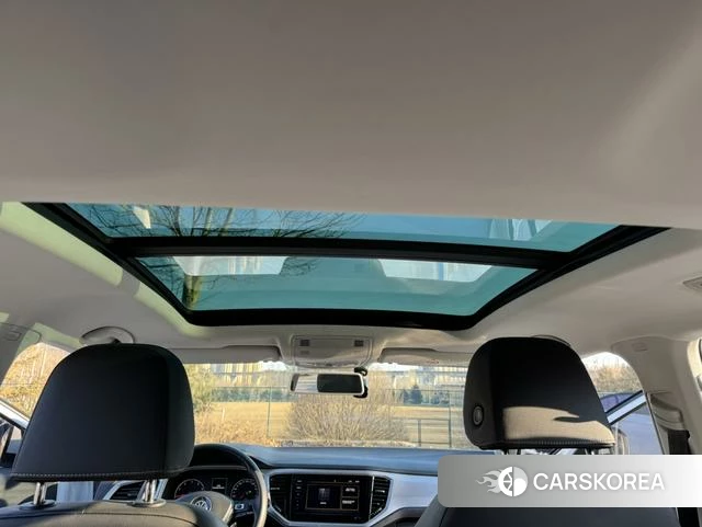 Volkswagen T-Roc 2021 Белый из Китая, фото 3
