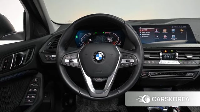 BMW 1 Series (F40) 2024 Белый из Кореи, фото 3