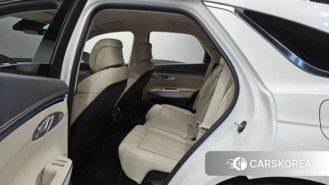 Genesis GV70 2024 Белый из Кореи, фото 3