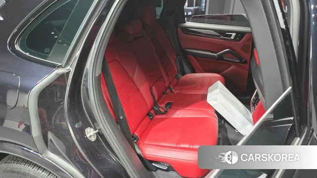 Porsche Cayenne (PO536) id 4930413 из Кореи 3