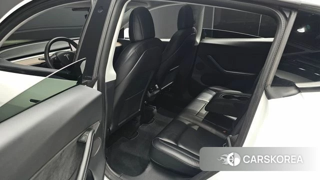 Tesla Model Y 2021 Белый из Кореи, фото 3