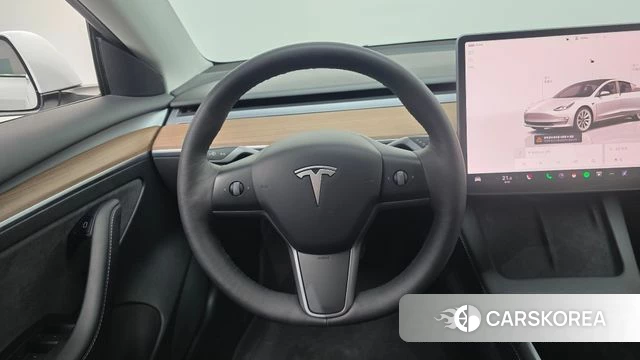 Tesla Model 3 2022 Белый из Кореи, фото 3