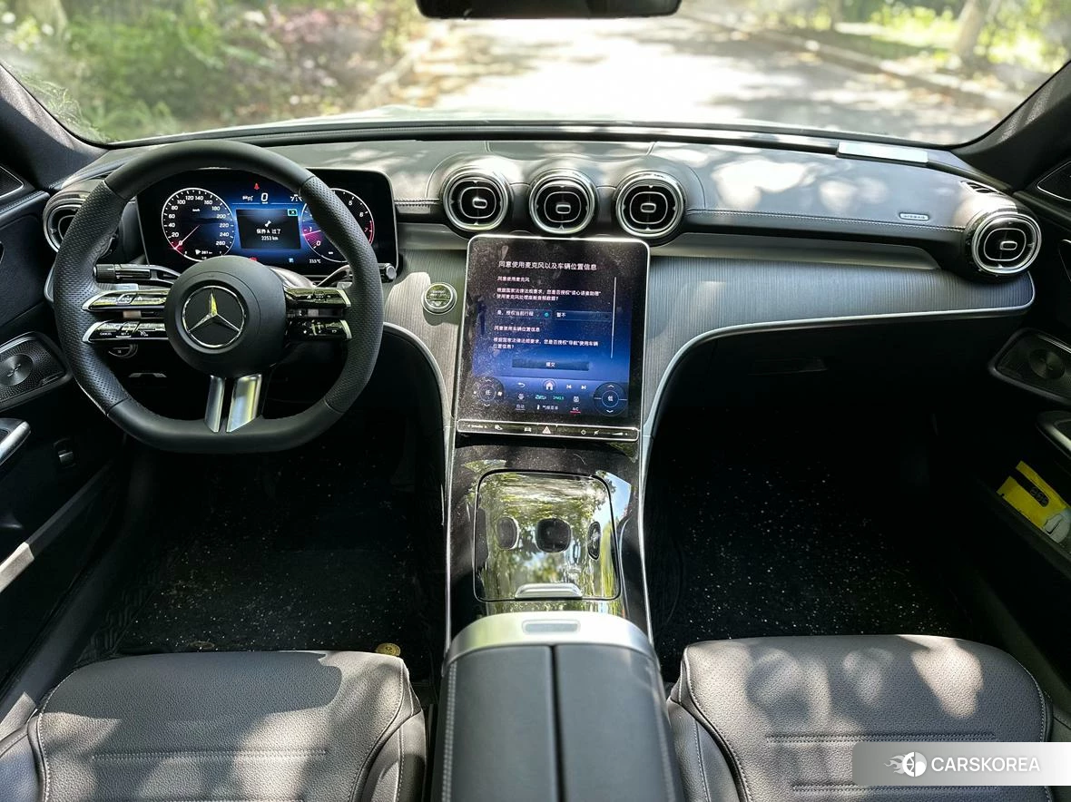 Mercedes-Benz C-class 2023 Белый из Китая, фото 3