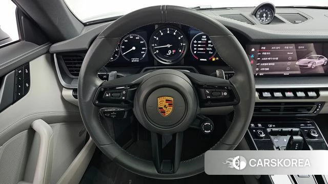 Porsche 911(992) 2022 Серебристо-серый из Кореи, фото 3