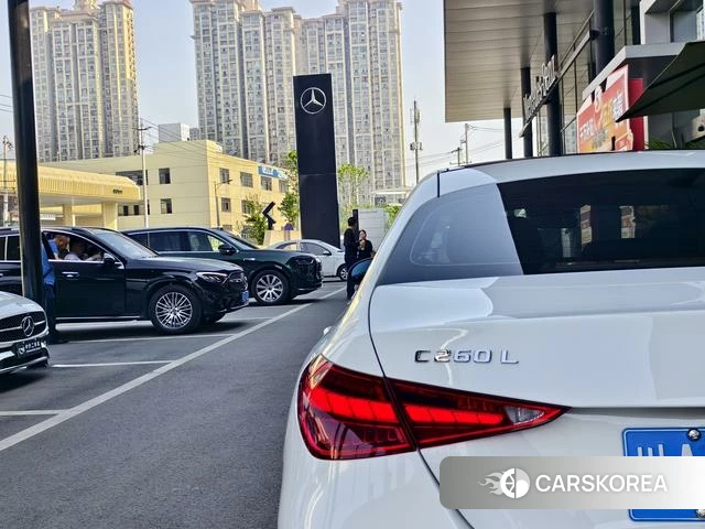 Mercedes-Benz C-class 2024 Белый из Китая, фото 3
