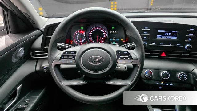 Hyundai Avante (CN7) 2020 Серебристо-серый из Кореи, фото 3