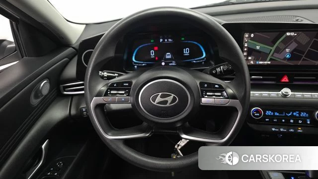Hyundai The New Avante (CN7) 2023 Белый из Кореи, фото 3