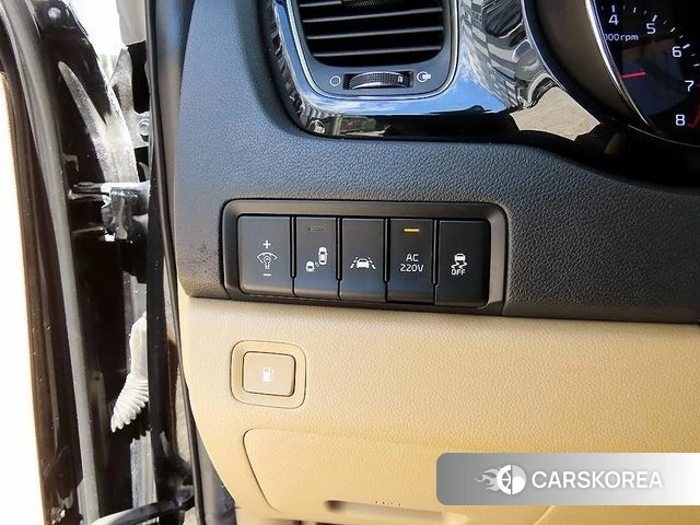 Kia The New Carnival 2019 Черный из Кореи, фото 3