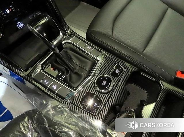 Ssangyong Beautiful Korando 2024 Черный из Кореи, фото 3