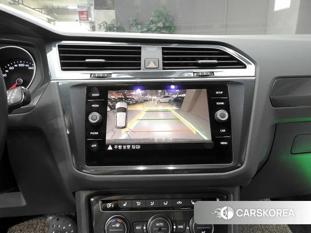 Volkswagen Tiguan second Generation 2020 Черный из Кореи, фото 3