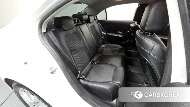 Mercedes-Benz A-Class W177 2020 Белый из Кореи, фото 3