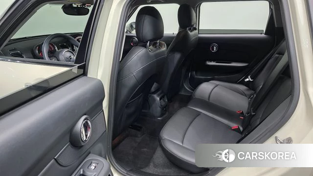 Mini Cooper Clubman 2018 Жемчужный цвет из Кореи, фото 3