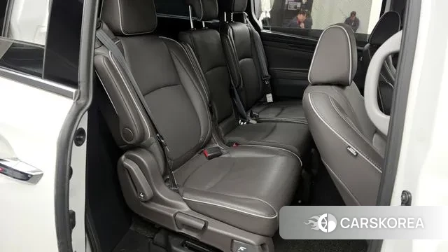 Honda Odyssey 2021 Белый из Кореи, фото 3