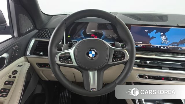 BMW X7 (G07) 2026 Черный из Кореи, фото 3