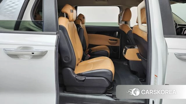 Kia Carnival 4th generation 2023 Белый из Кореи, фото 3