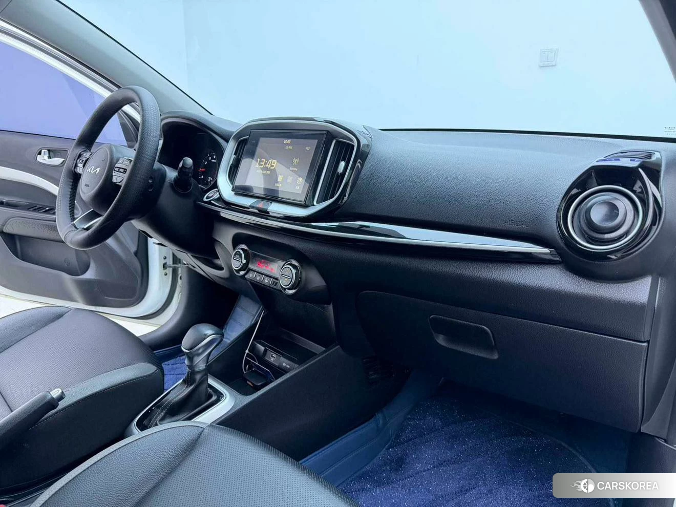 Kia KX1 2021 Белый из Китая, фото 3