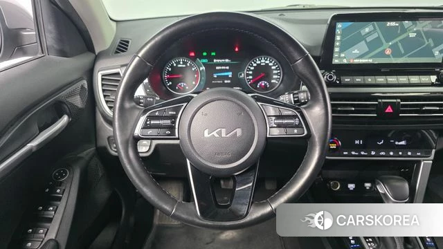 Kia Seltos 2022 Серый из Кореи, фото 3