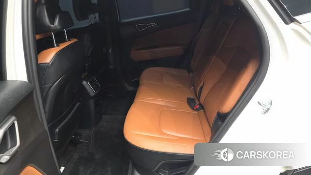Kia Sportage 5th Generation 2023 Белый из Кореи, фото 3