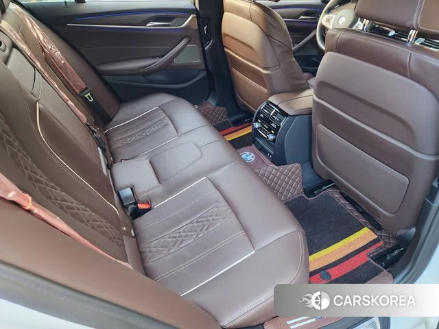 BMW 5 Series (G30) 2020 Белый из Кореи, фото 3
