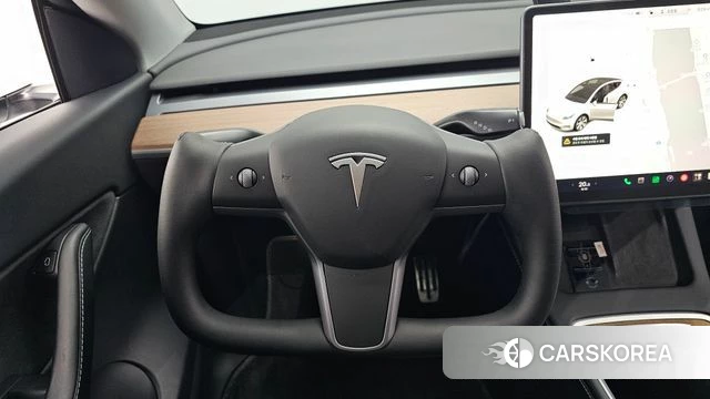 Tesla Model Y 2021 Белый из Кореи, фото 3