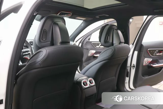 Mercedes-Benz C-class 2024 Белый из Китая, фото 3