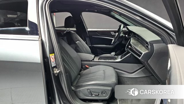 Audi A6 (C8) 2021 Серый из Кореи, фото 3