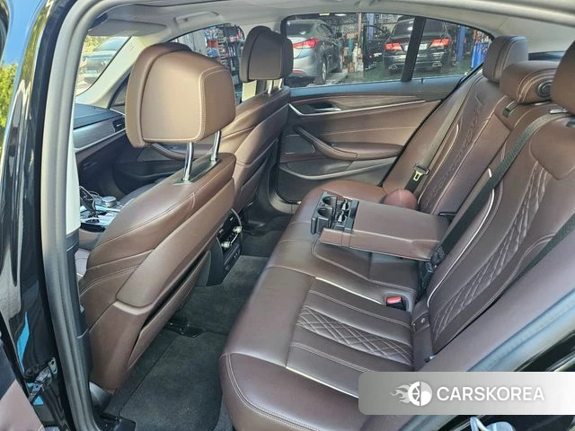 BMW 5 Series (G30) 2020 Черный из Кореи, фото 3