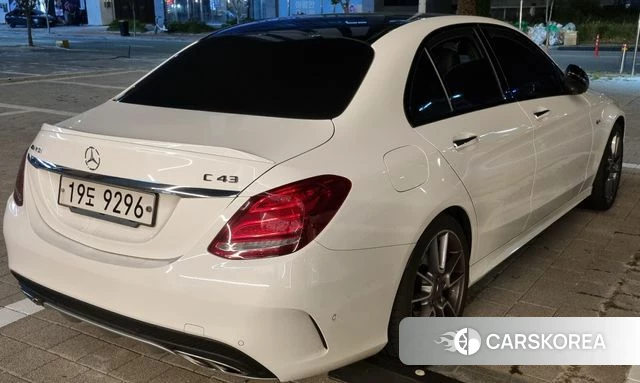 Mercedes-Benz C-Class W205 2018 Белый из Кореи, фото 3