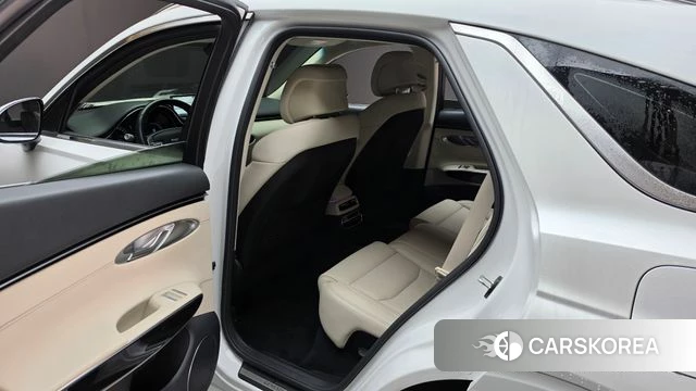 Genesis GV70 2022 Белый из Кореи, фото 3